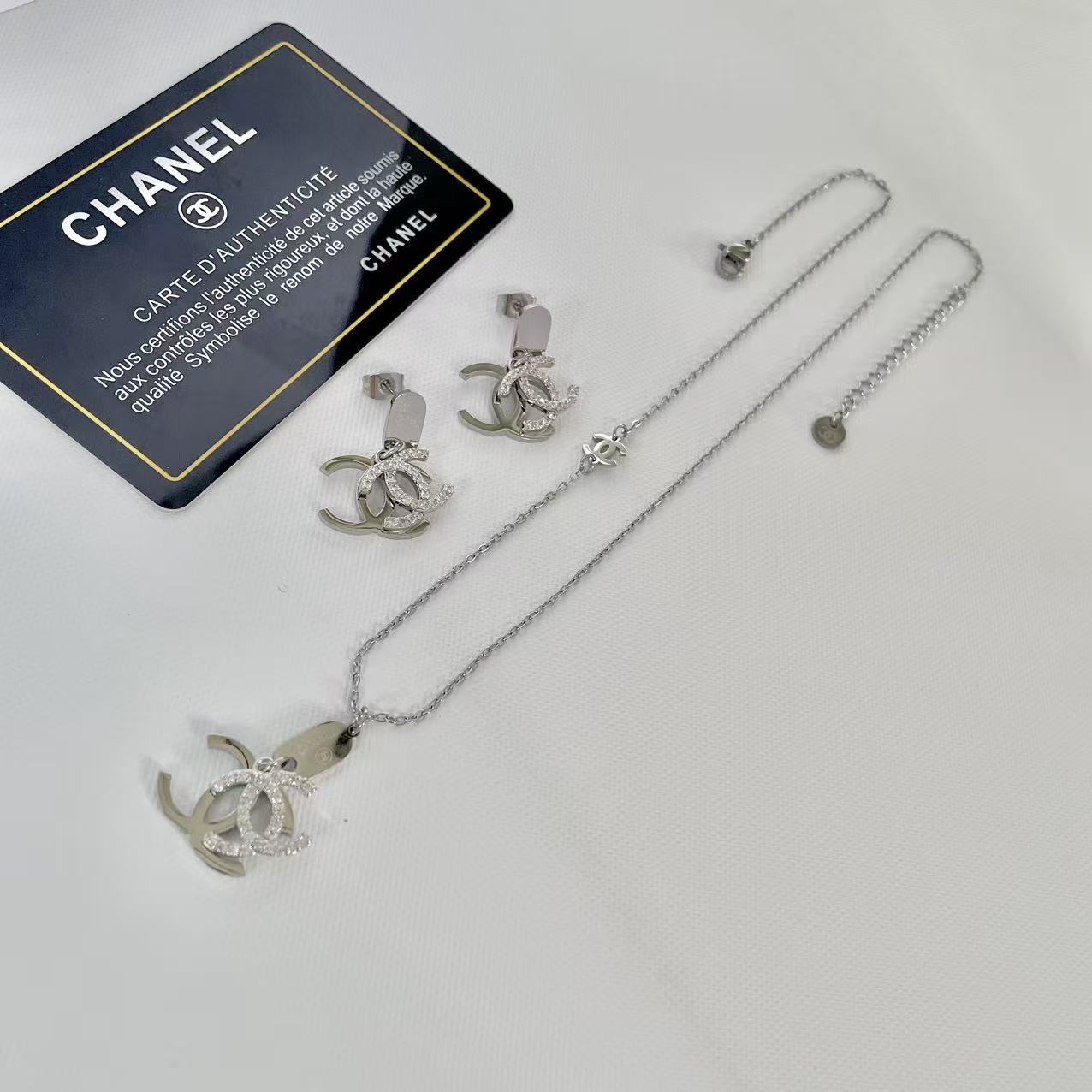 CC Set w/ Pave