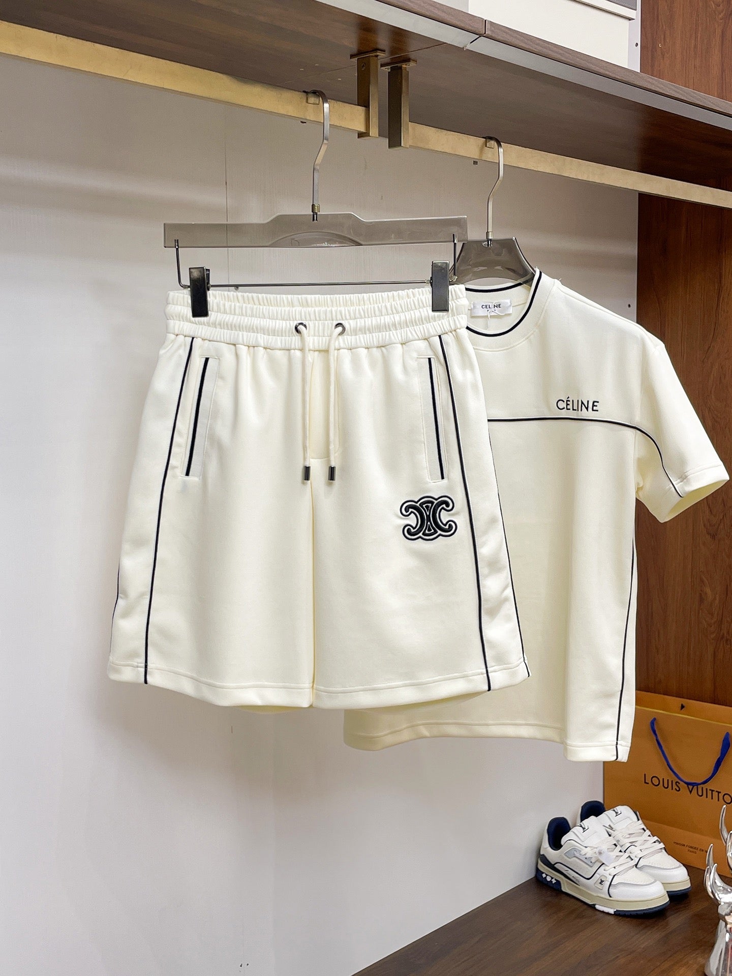 Men’s Clothes