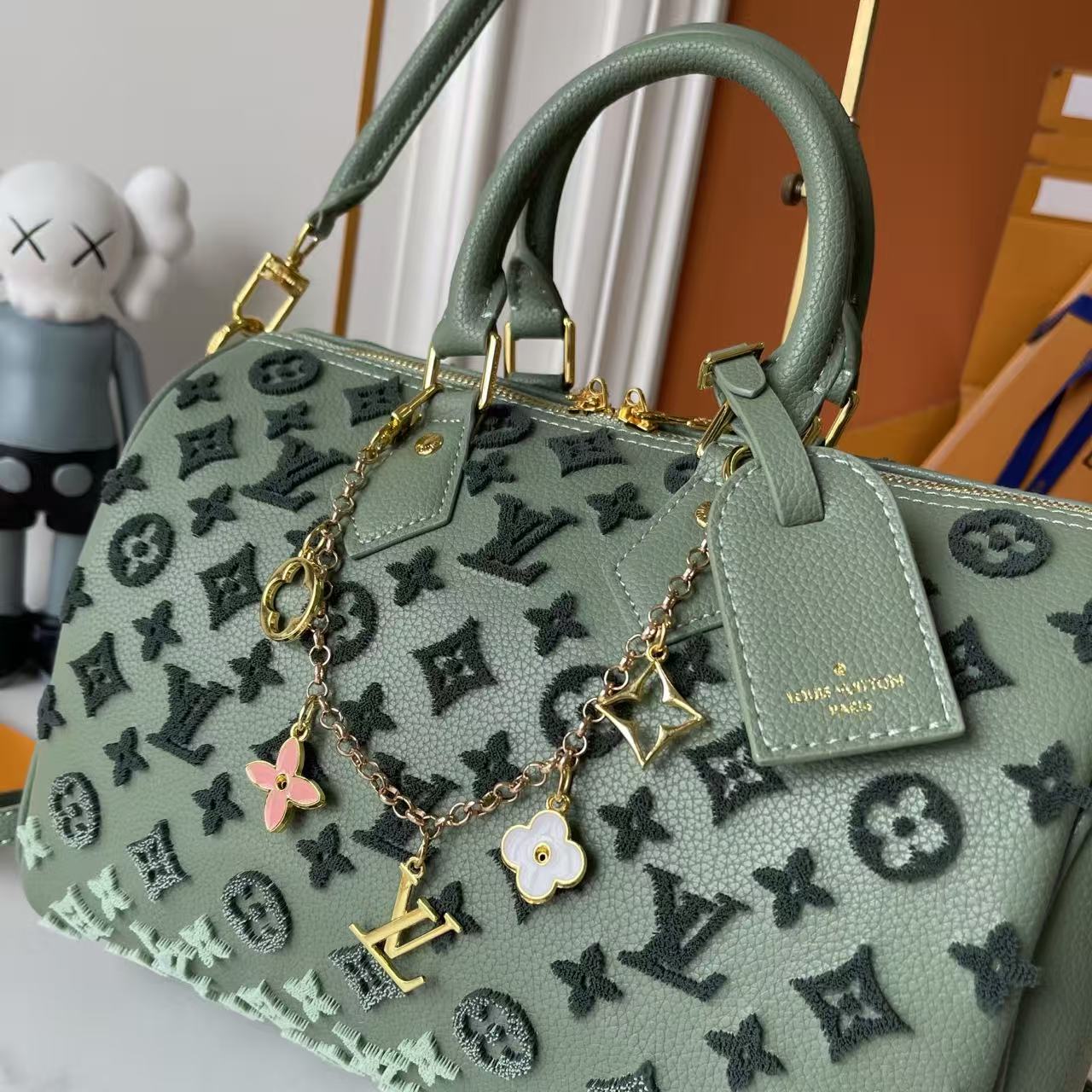 Green Ombré 30