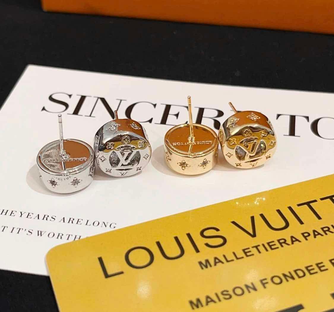 LV barrel studs
