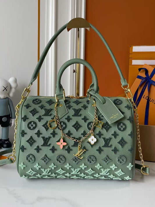Green Ombré 30