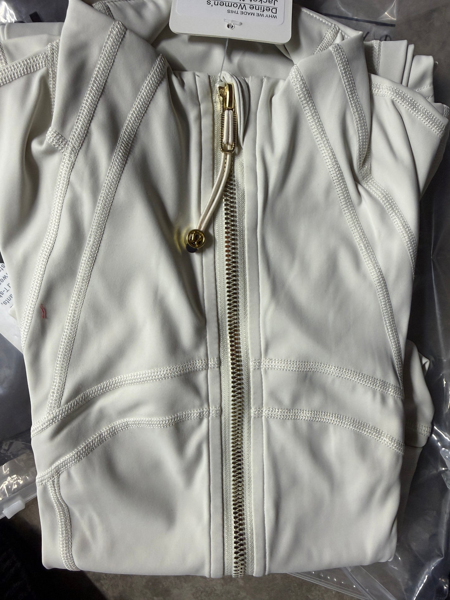 Lulu Define W/ Flare set — Cream W/ Gold Zippers